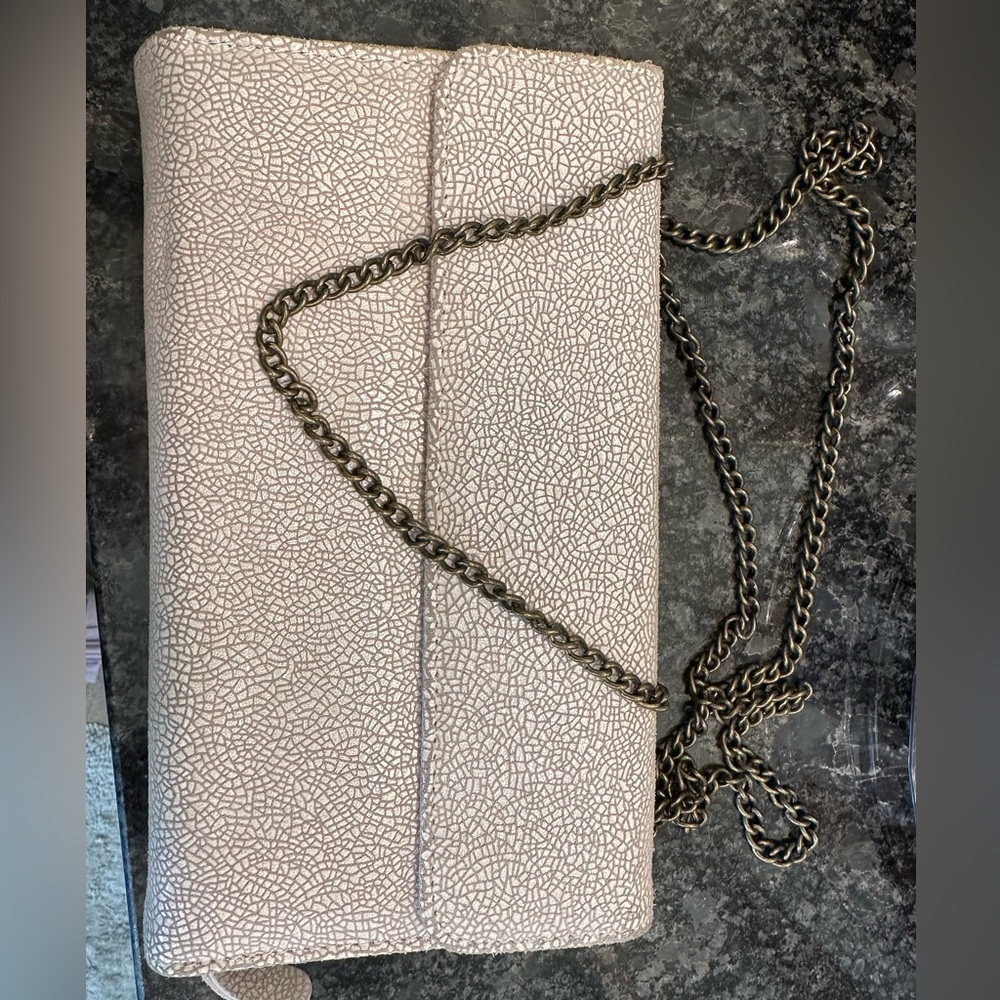 Seint makeup compact clutch purse with removable strap